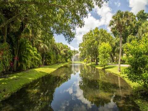 2180 Pine Creek Boulevard unit: 102, Vero Beach, FL 32966