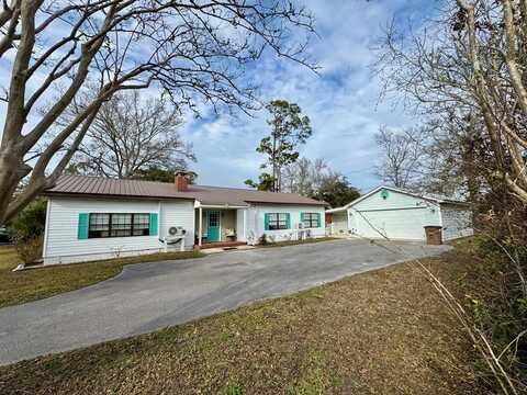 1009 Monument Ave, Port Saint Joe, FL 32456