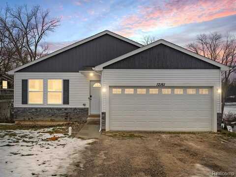 12161 DALHART Drive, Fenton, MI 48430