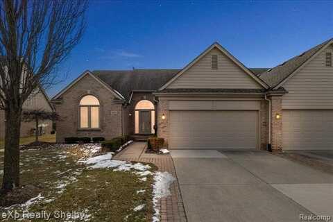 20236 COLUMBIA Drive, Macomb, MI 48044