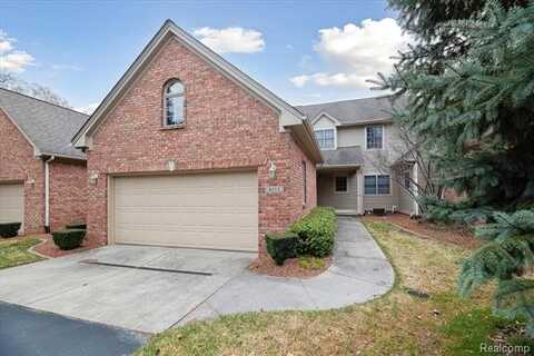 8015 WOODSTONE Drive, Grand Blanc, MI 48439