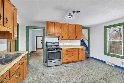 428 10th Avenue N, Saint Cloud, MN 56303