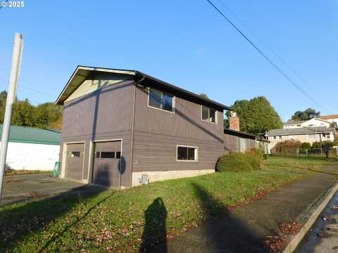 1005 MAPLE ST, Myrtle Point, OR 97458