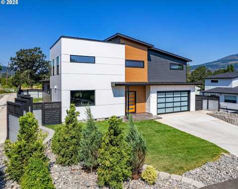 3854 May ST, Hood River, OR 97031