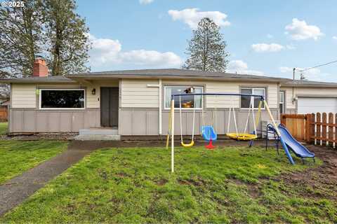 324 N 18TH ST, Saint Helens, OR 97051