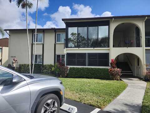 3526 La Palmas Court, Greenacres, FL 33463