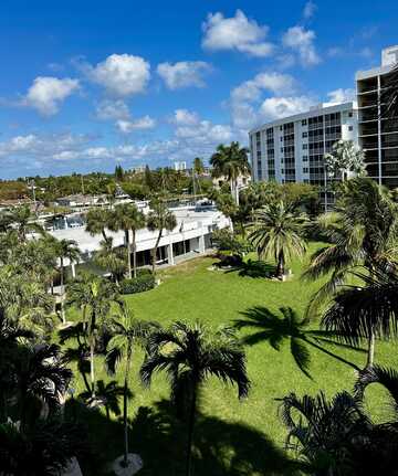 2731 NE 14th Street Causeway, Pompano Beach, FL 33062