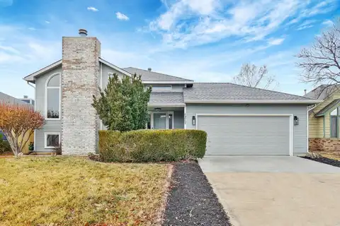 1217 S Stoneybrook Cir, Wichita, KS 67207