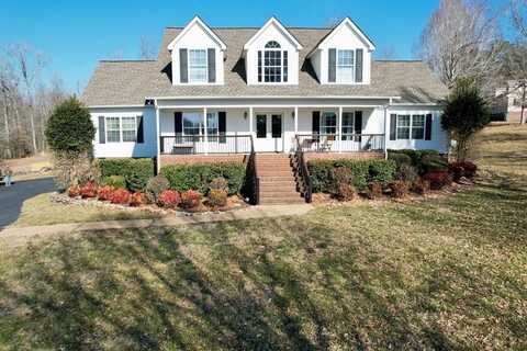 1121 Lakeside Dr, Blackstone, VA 23824