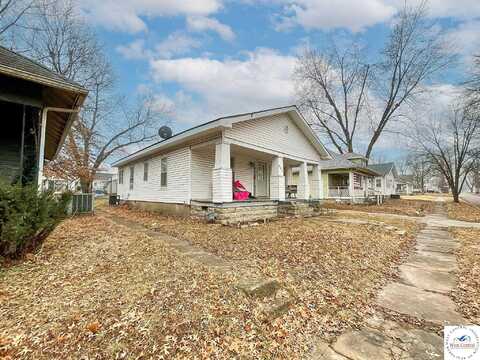 640 E 11th, Sedalia, MO 65301