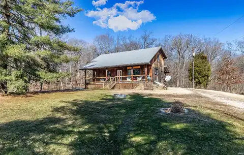 6822 Hadley Road, Gentryville, IN 47537