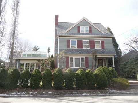 15 Kensington Road, Cranston, RI 02905