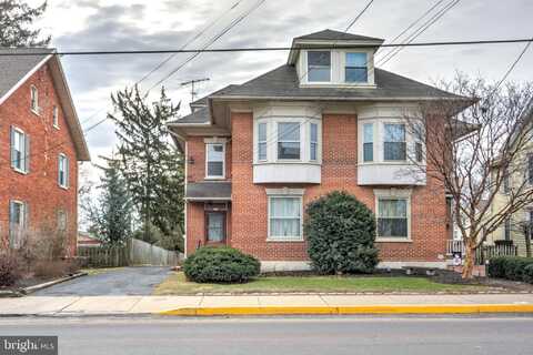 224 W MAIN STREET, NEW HOLLAND, PA 17557