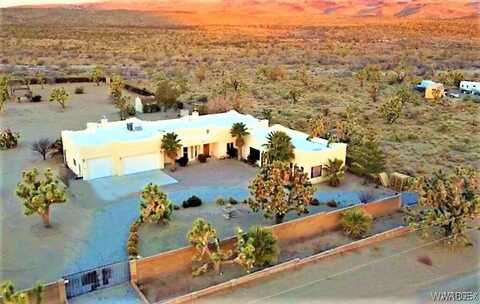 18805 N Queen Drive, Dolan Springs, AZ 86441