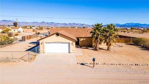 4246 N Canelo Road, Golden Valley, AZ 86413