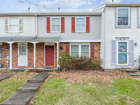 105 Meadow Gap Dr, Monroeville, PA 15146