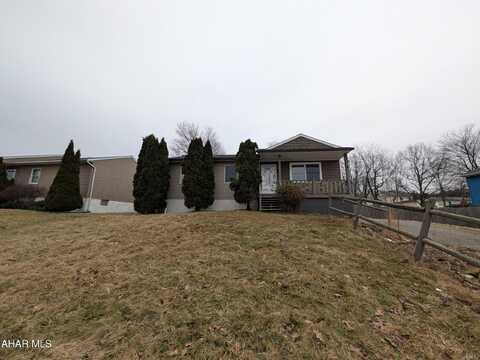 315 Red Oak Lane, Cresson, PA 16630