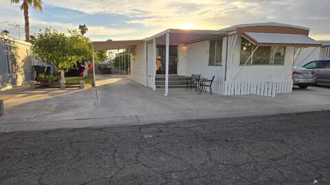 3571 S KINGS CT, Yuma, AZ 85365
