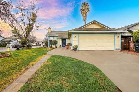 2305 Park Faith Ln, Modesto, CA 95358