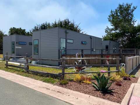 100 Snug Harbor Place, Fort Bragg, CA 95437