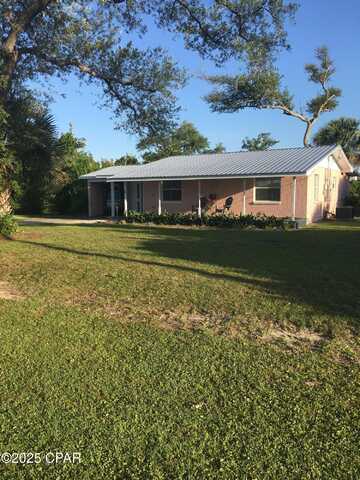 2406 Sewanee Street, Lynn Haven, FL 32444