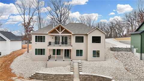 105 Hollow Oak Ct., Sunrise Beach, MO 65079