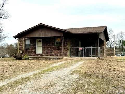 1104 Newberry Road, Pocahontas, AR 72455