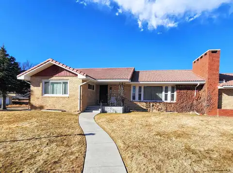 1618 HOT SPRINGS AVE, Cheyenne, WY 82001