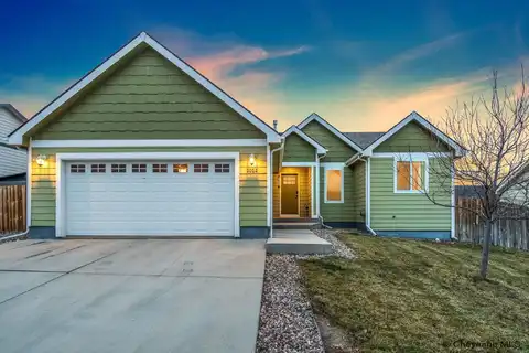 2002 CEDAR AVE, Cheyenne, WY 82007