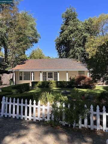 254 Love Ln, Danville, CA 94526