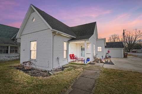 234 E Center Street, West Mansfield, OH 43358