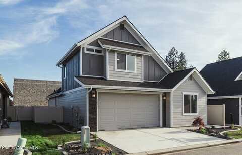 8480 N Snowflake Ln, Hayden, ID 83835