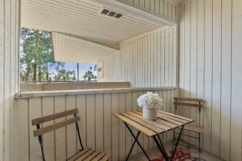 2810 N Arcadia Court, Palm Springs, CA 92262
