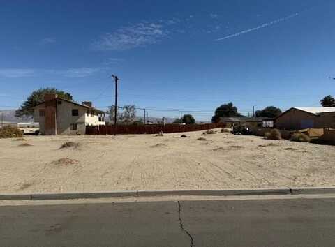 020 Nairobi Dr, Indio, CA 92201