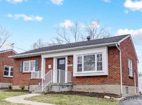 8685 Wicklow Avenue, Sycamore, OH 45236