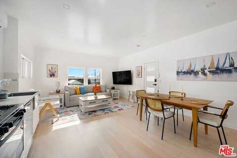 117 W Channel Rd, Santa Monica, CA 90402