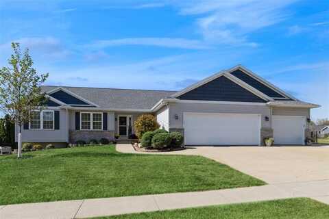 120 Highland Avenue, Fairfax, IA 52228