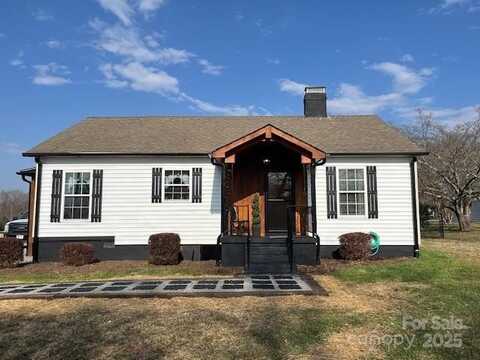 3186 Catawba Street, Claremont, NC 28610