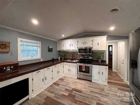 113 Highlander Street, Morganton, NC 28655