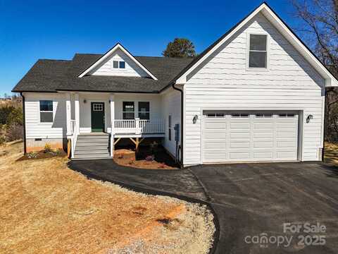 32 Little Oak Road, Leicester, NC 28748