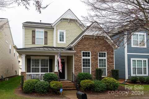 10528 Royal Winchester Drive, Charlotte, NC 28277