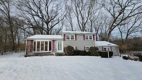 32 Batt Lane, East Haven, CT 06513