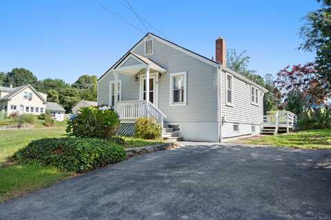 80 Vivian Street, Waterford, CT 06385