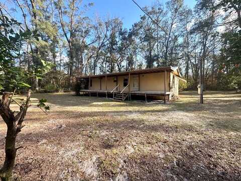 698 250th Ave, Old Town, FL 32680