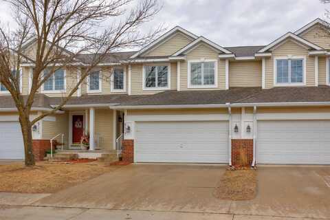 6517 Barton Court, Johnston, IA 50131