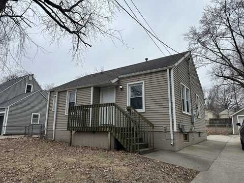 3834 50th Street, Des Moines, IA 50310