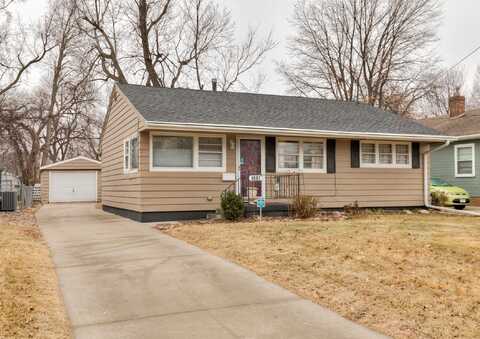 1507 E Jefferson Avenue, Des Moines, IA 50316