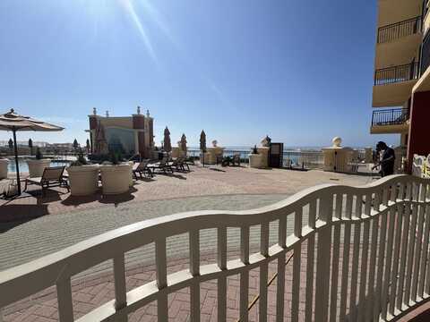 10 Harbor Boulevard, Destin, FL 32541