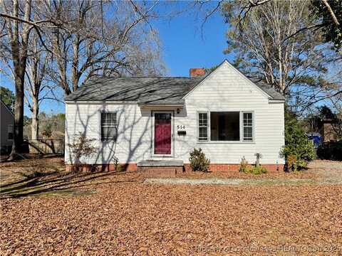 514 W Edinborough Avenue, Raeford, NC 28376