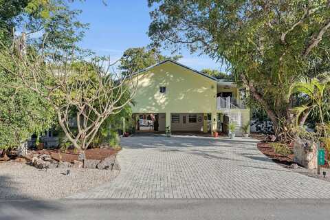 155 Fontaine Drive, Plantation Key, FL 33070